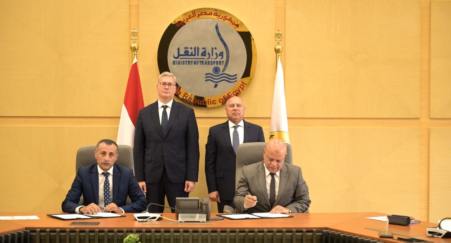 Egypt signs $660M deal for Dekheila Port development